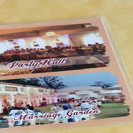 Royal Dhaba, Murthal Hotel Bagian luar foto